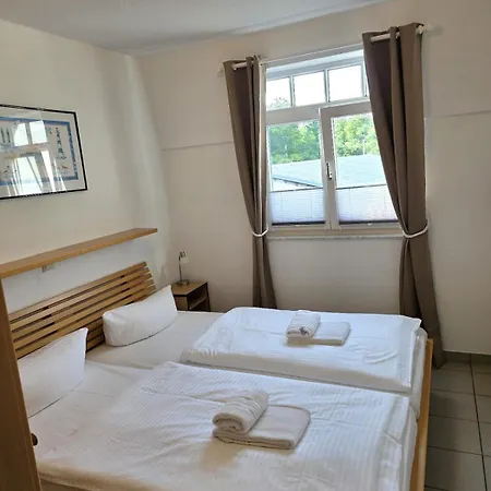 Tiki Moana Moderne In Strandnaehe Usedom * Heringsdorf (Usedom)